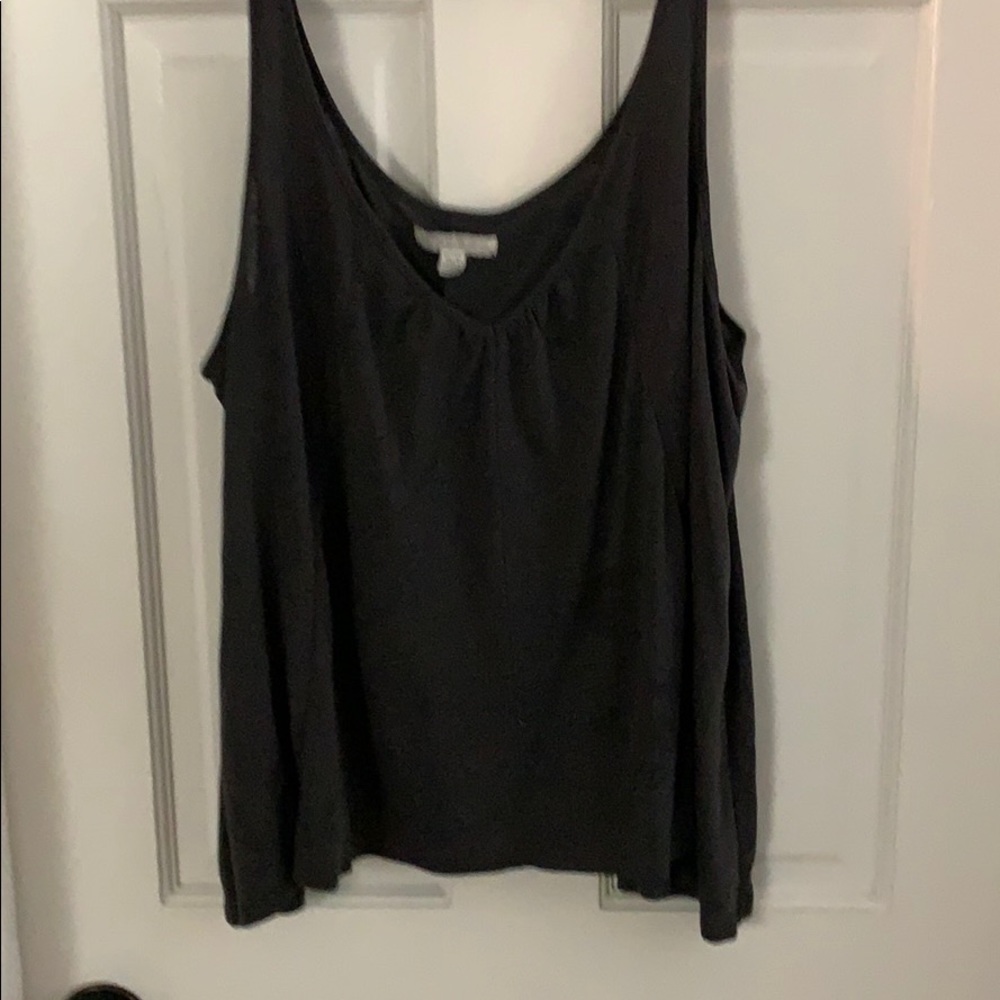 Gray tank
